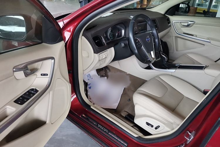 Used Volvo S60 2014 S60L T5 Intelligent Drive Edition Interior 3