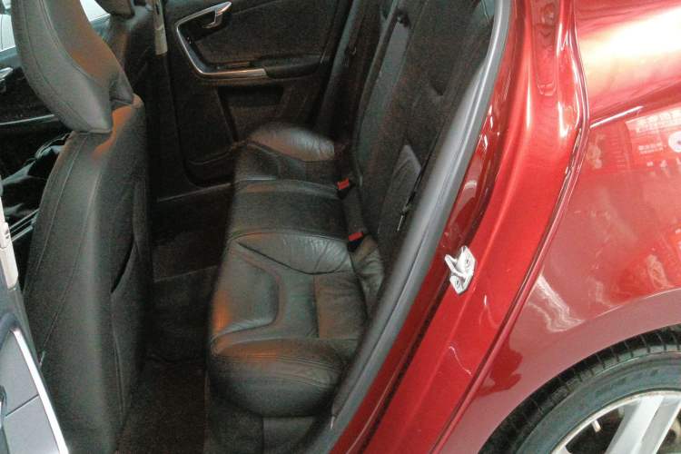 Used Volvo S60 2014 S60L T5 Intelligent Drive Edition Interior 4