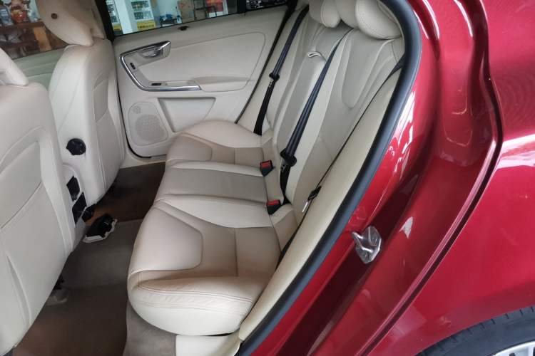Used Volvo S60 2014 S60L T5 Intelligent Drive Edition Interior 4
