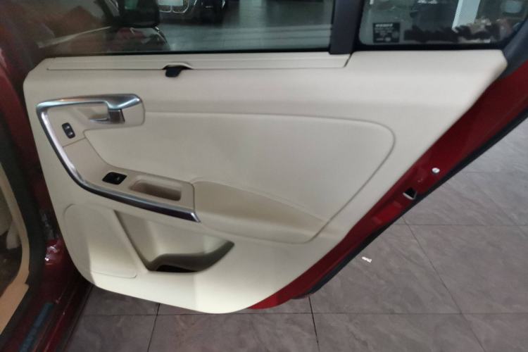 Used Volvo S60 2014 S60L T5 Intelligent Drive Edition Interior 6
