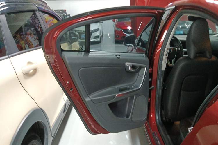 Used Volvo S60 2014 S60L T5 Intelligent Drive Edition Interior 8