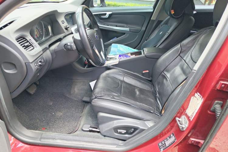 Used Volvo S60 2014 S60L 2.0T Zhiyuan Edition Left Front Seat