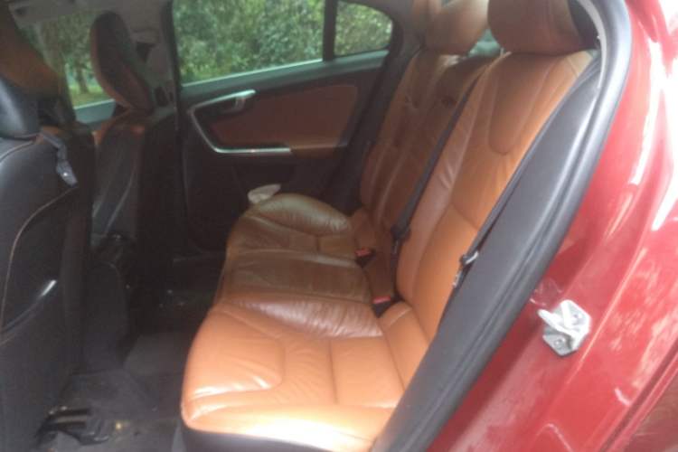 Used Volvo S60 2014 T5 Zhiya Edition Left Rear Seat