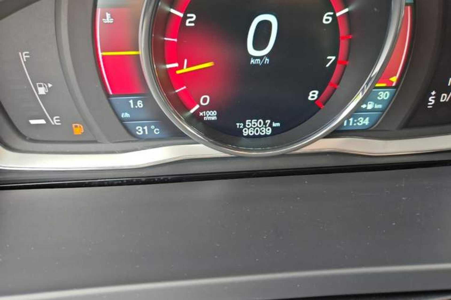 Used Volvo S60 2014 S60L T5 Intelligent Drive Edition Odometer Close Up