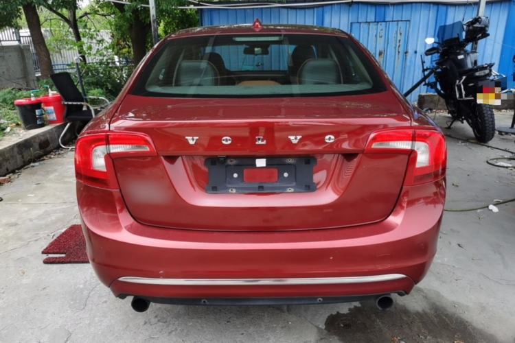Used Volvo S60 2014 S60L 2.0T Zhiyuan Edition Rear