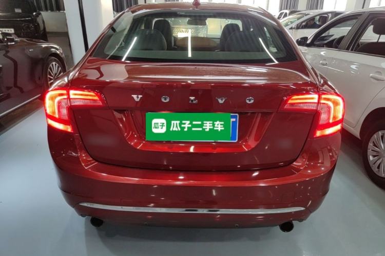 Used Volvo S60 2014 S60L 2.0T Zhiyuan Edition Rear