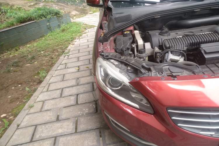 Used Volvo S60 2014 T5 Zhiya Edition Right Front Headlight