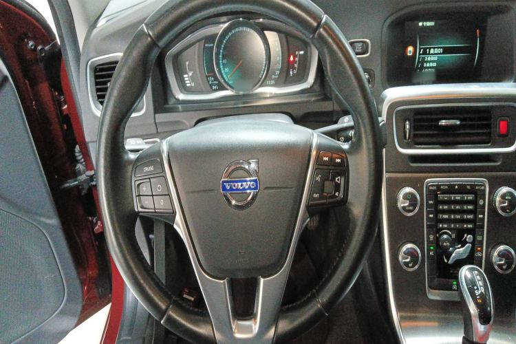 Used Volvo S60 2014 S60L T5 Intelligent Drive Edition Steering Wheel