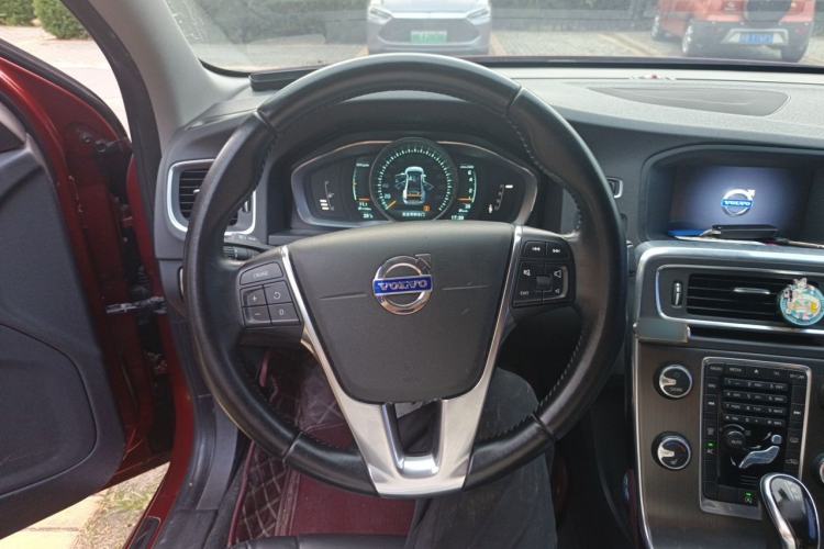 Used Volvo S60 2014 S60L T5 Intelligent Drive Edition Steering Wheel