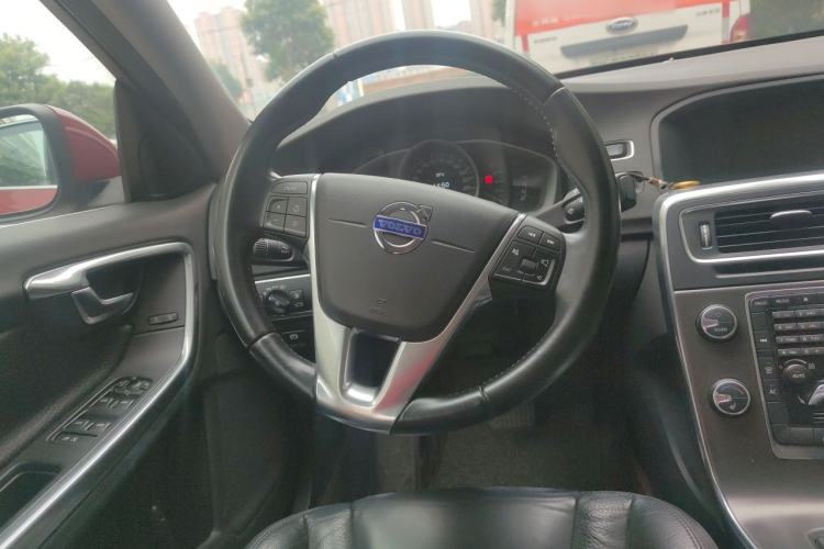 Used Volvo S60 2014 T5 Zhiyi Edition Steering Wheel