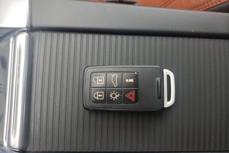 Used Volvo S60 2014 S60L T5 Smart Upgrade Edition Vehicle Key
