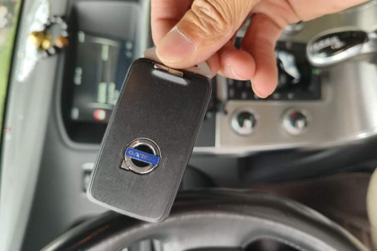 Used Volvo S60 2014 S60L 2.0T Zhiyuan Edition Vehicle Key