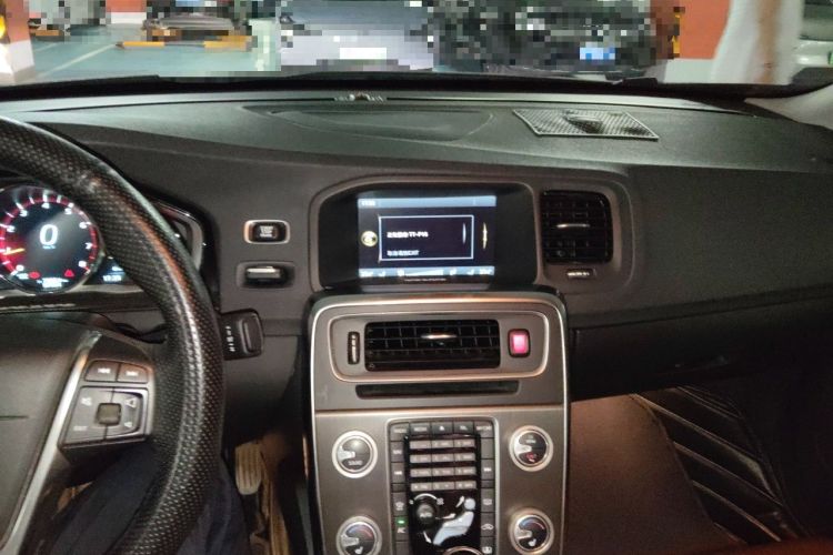 Used Volvo S60 2014 S60L T5 Intelligent Drive Edition Audio And AC Panel