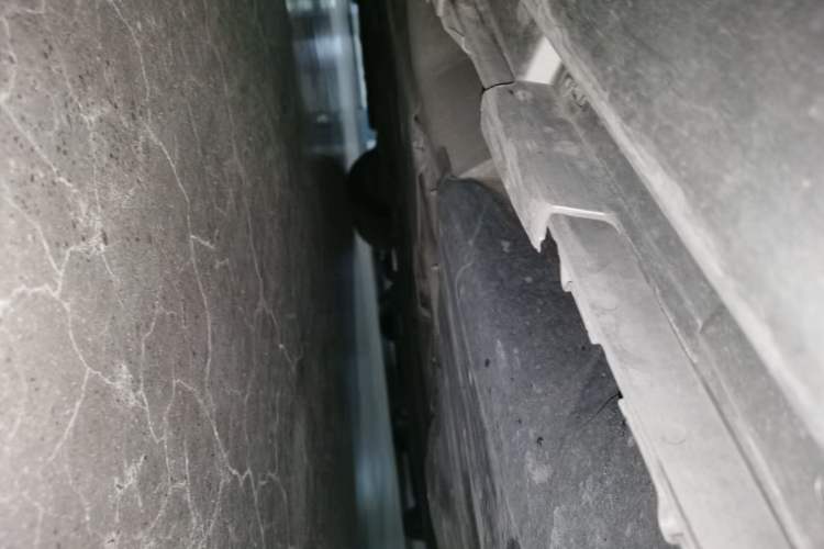 Used Volvo S60 2014 S60L 2.0T Zhiyuan Edition Chassis Rear Left