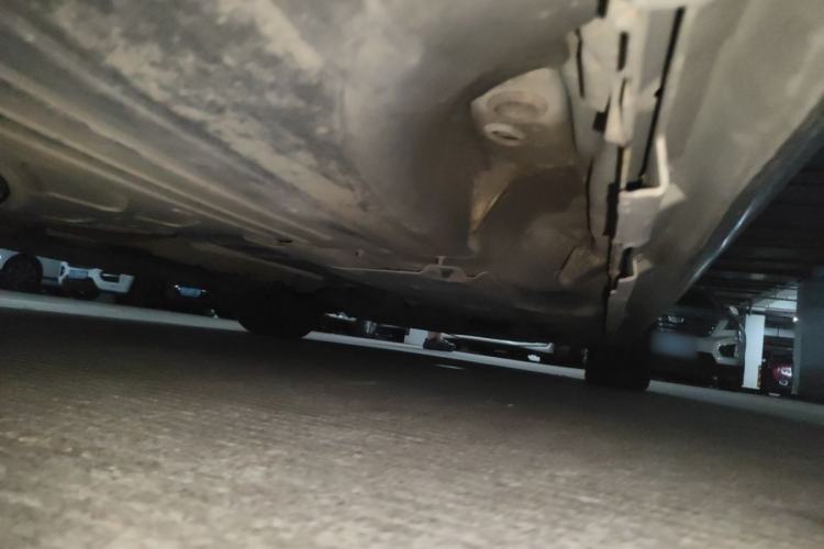 Used Volvo S60 2014 S60L 2.0T Zhiyuan Edition Chassis Rear Right