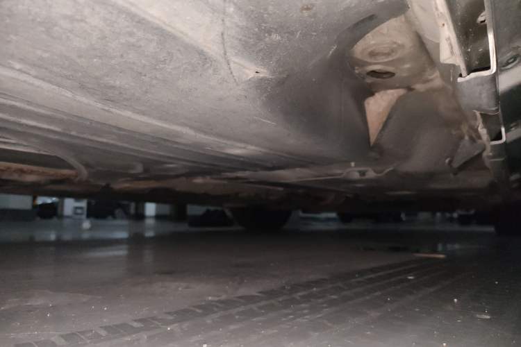 Used Volvo S60 2014 S60L 2.0T Zhiyuan Edition Chassis Rear Right