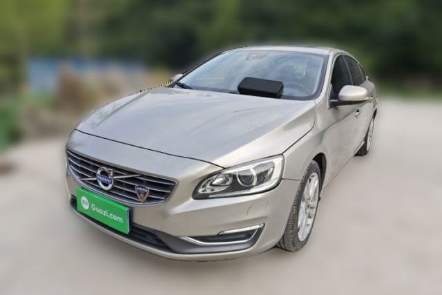 Ojetý Volvo S60 2014 S60L 2.0T Zhiyuan Edition