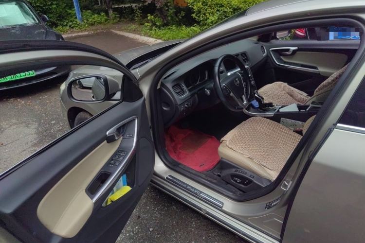 Used Volvo S60 2014 T5 Zhiyi Edition Driver Seat