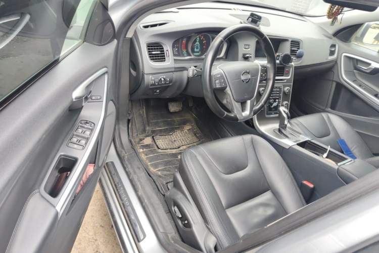 Used Volvo S60 2014 S60L T5 Intelligent Drive Edition Driver Seat