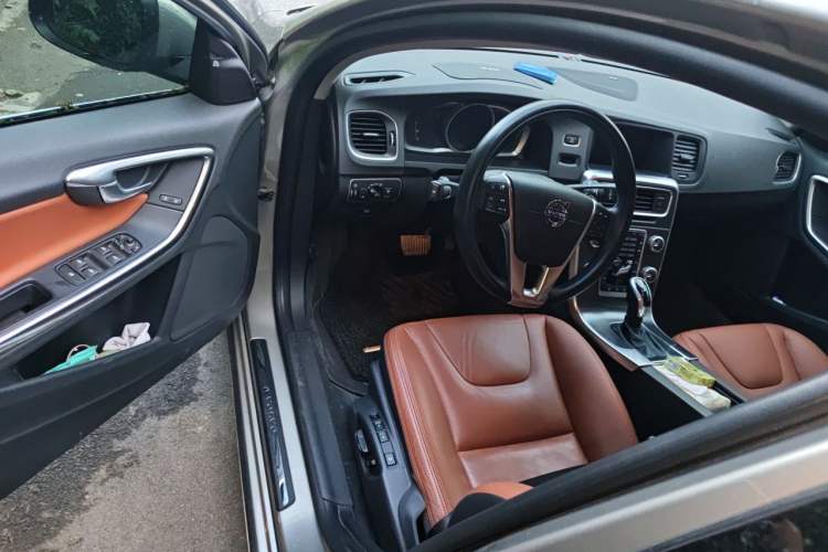 Used Volvo S60 2014 S60L T5 Smart Upgrade Edition Driver Seat