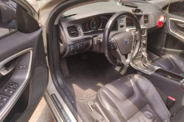 Used Volvo S60 2014 T5 Zhiya Edition Driver Seat