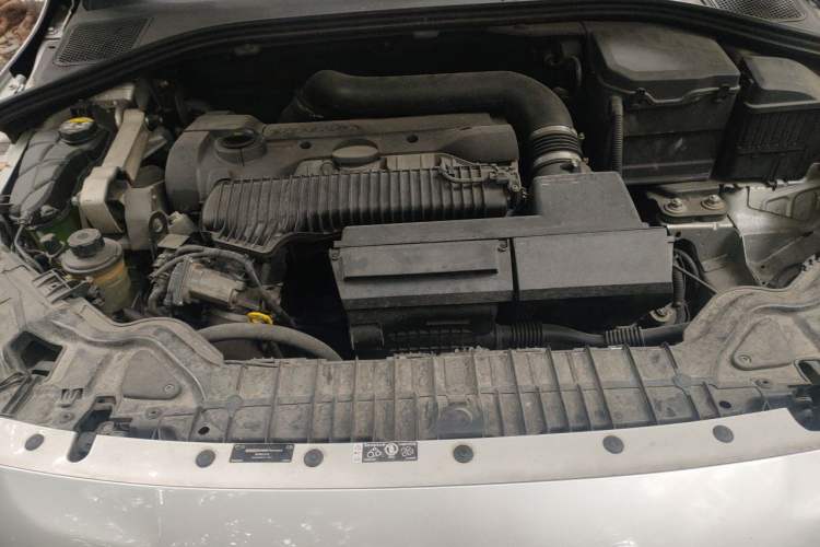 Used Volvo S60 2014 S60L T5 Intelligent Drive Edition Engine Bay