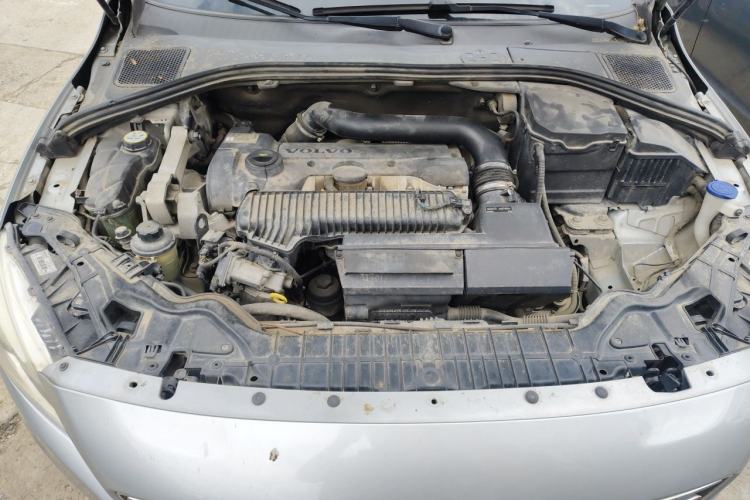 Used Volvo S60 2014 S60L T5 Intelligent Drive Edition Engine Bay