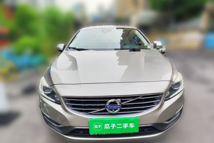 Used Volvo S60 2014 S60L 2.0T Zhiyuan Edition Front