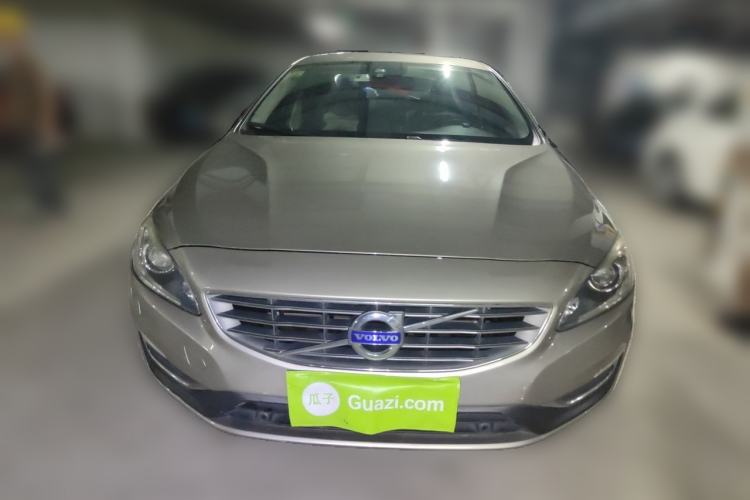 Used Volvo S60 2014 S60L 2.0T Zhiyuan Edition Front