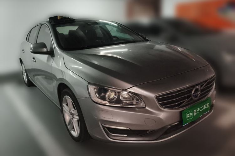 Used Volvo S60 2014 S60L T5 Intelligent Drive Edition Front Right 45 Deg