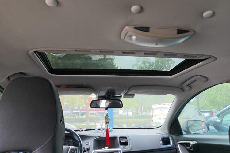 Used Volvo S60 2014 S60L 2.0T Intelligent Upgrade Edition Headliner