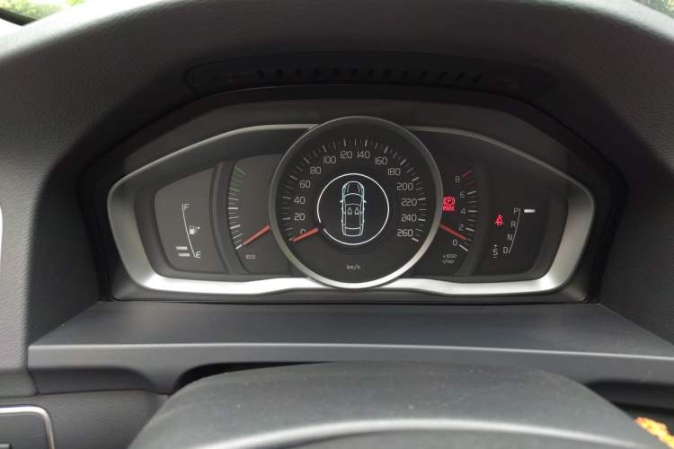 Used Volvo S60 2014 T5 Zhiyi Edition Instrument Cluster