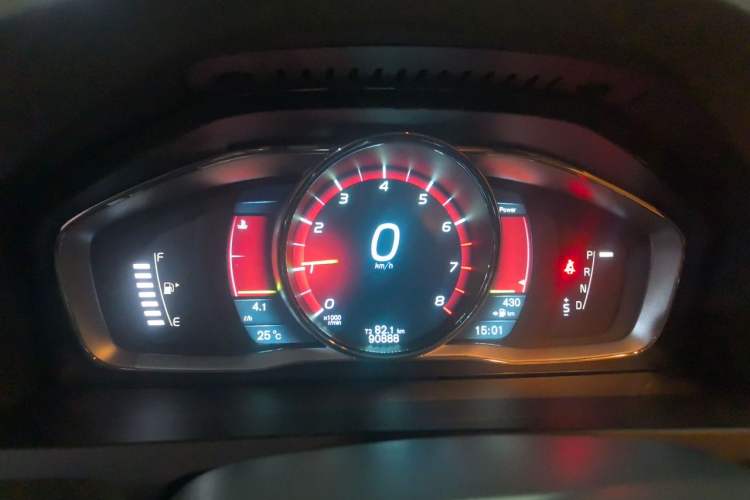 Used Volvo S60 2014 S60L T5 Intelligent Drive Edition Instrument Cluster