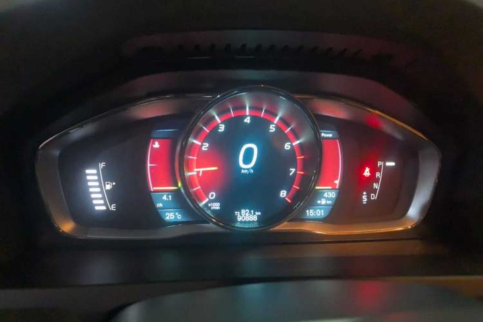 Used Volvo S60 2014 S60L T5 Intelligent Drive Edition Instrument Cluster