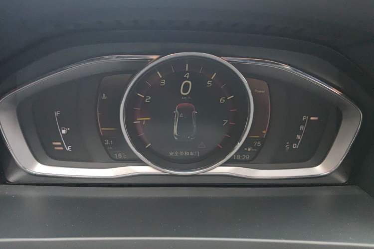 Used Volvo S60 2014 S60L T5 Smart Upgrade Edition Instrument Cluster