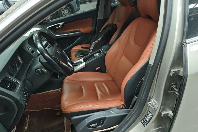 Used Volvo S60 2014 S60L 2.0T Zhiyuan Edition Left Front Seat