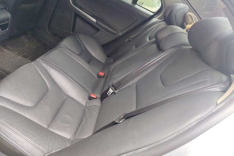 Used Volvo S60 2014 S60L T5 Intelligent Drive Edition Left Rear Seat