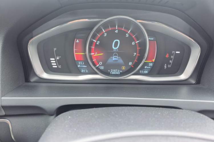 Used Volvo S60 2014 S60L T5 Smart Upgrade Edition Odometer Close Up