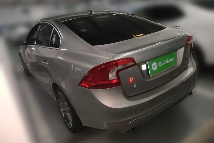 Used Volvo S60 2014 S60L 2.0T Zhiyuan Edition Rear Left 45 Deg