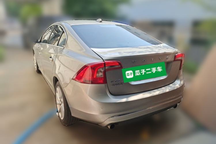 Used Volvo S60 2014 S60L 2.0T Zhiyuan Edition Rear Left 45 Deg
