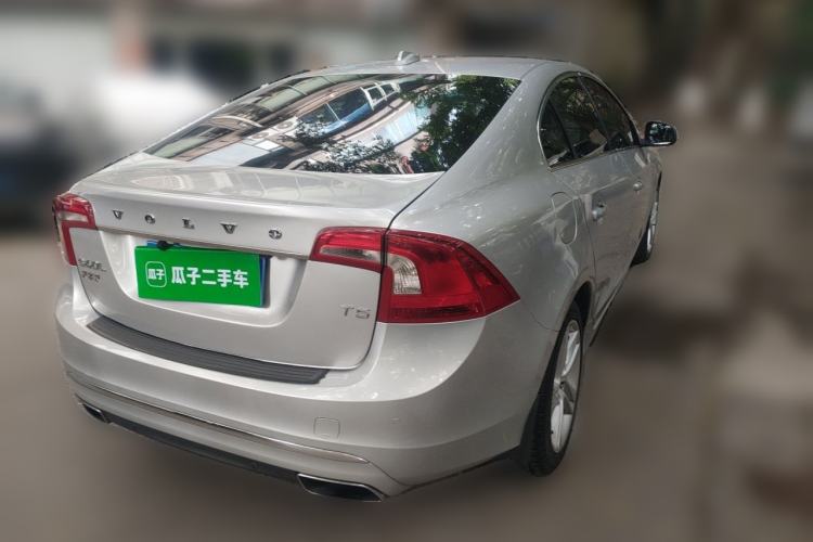 Used Volvo S60 2014 S60L T5 Intelligent Drive Edition Rear Right 45 Deg