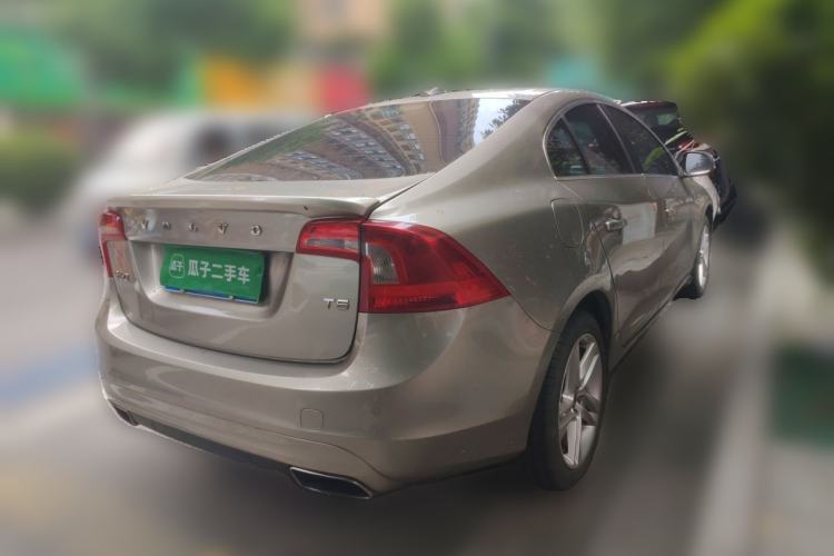 Used Volvo S60 2014 T5 Zhiya Edition Rear Right 45 Deg