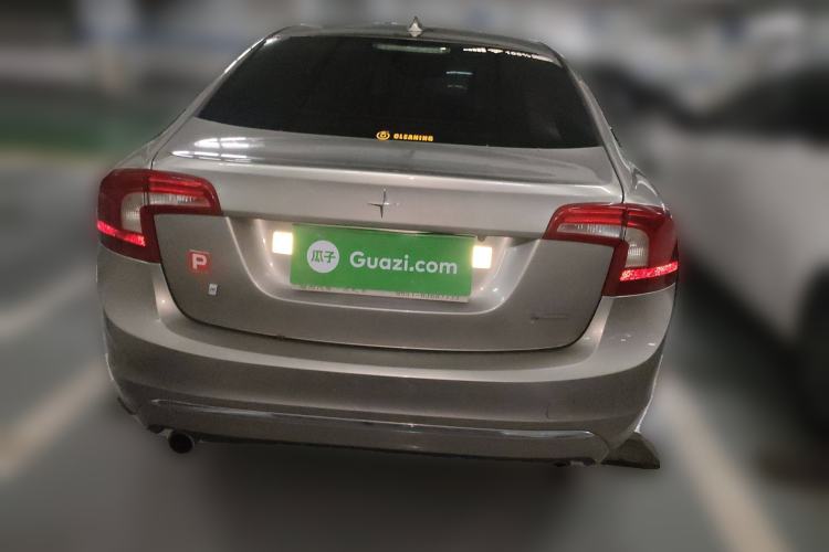 Used Volvo S60 2014 S60L 2.0T Zhiyuan Edition Rear