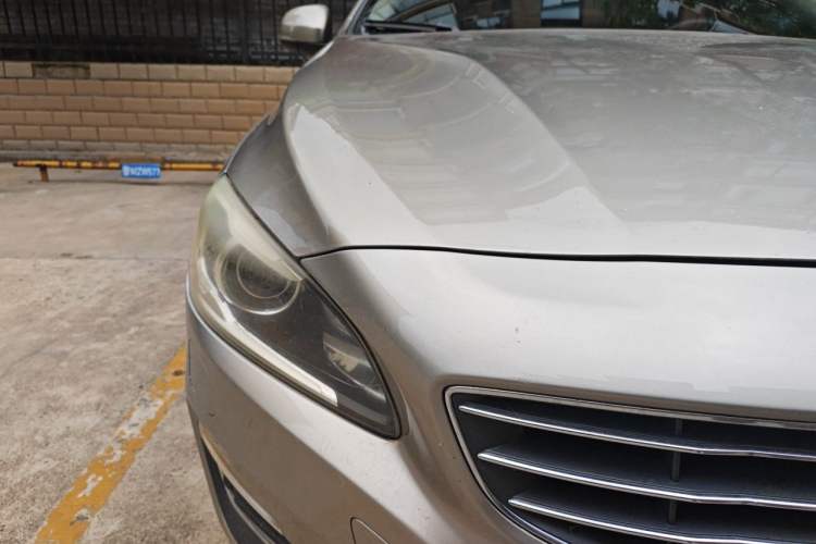 Used Volvo S60 2014 S60L T5 Intelligent Drive Edition Right Front Headlight
