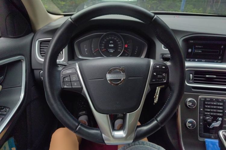 Used Volvo S60 2014 T5 Zhiyi Edition Steering Wheel