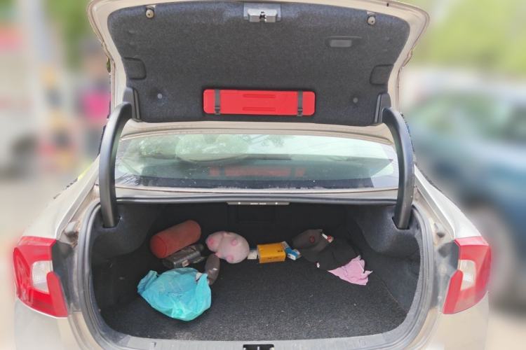 Used Volvo S60 2014 S60L 2.0T Intelligent Upgrade Edition Trunk