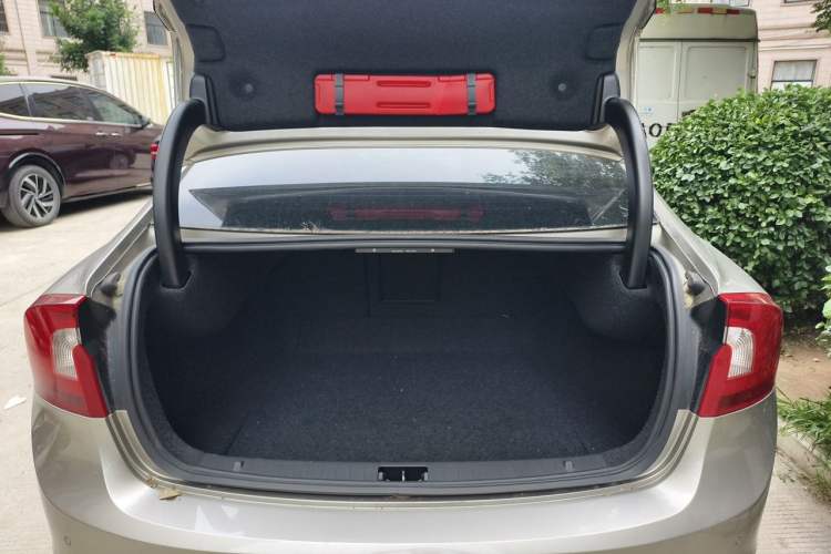 Used Volvo S60 2014 S60L T5 Intelligent Drive Edition Trunk