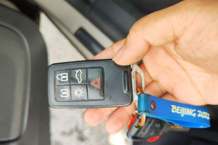 Used Volvo S60 2014 S60L 2.0T Zhiyuan Edition Vehicle Key