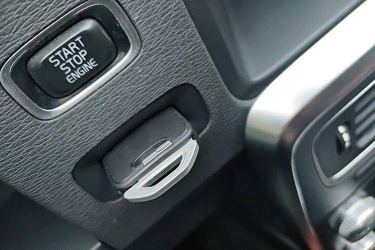 Used Volvo S60 2014 S60L T5 Smart Upgrade Edition Vehicle Key