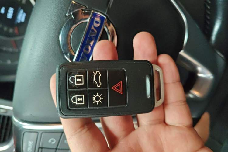 Used Volvo S60 2014 S60L 2.0T Zhiyuan Edition Vehicle Key